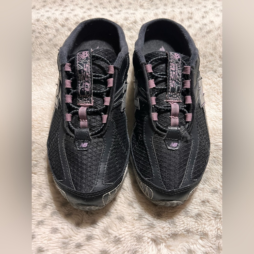 NEW BALANCE 550 Slip On Womens Sz 7.5 Black Purple Leather Mule Shoes WTM550BP